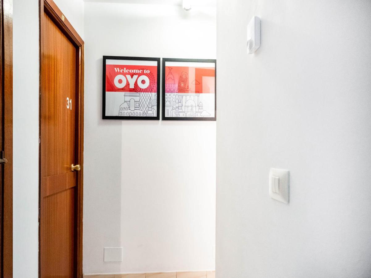 סנטיאגו דה קומפוסטלה Oyo Hospedaje La Tita מראה חיצוני תמונה